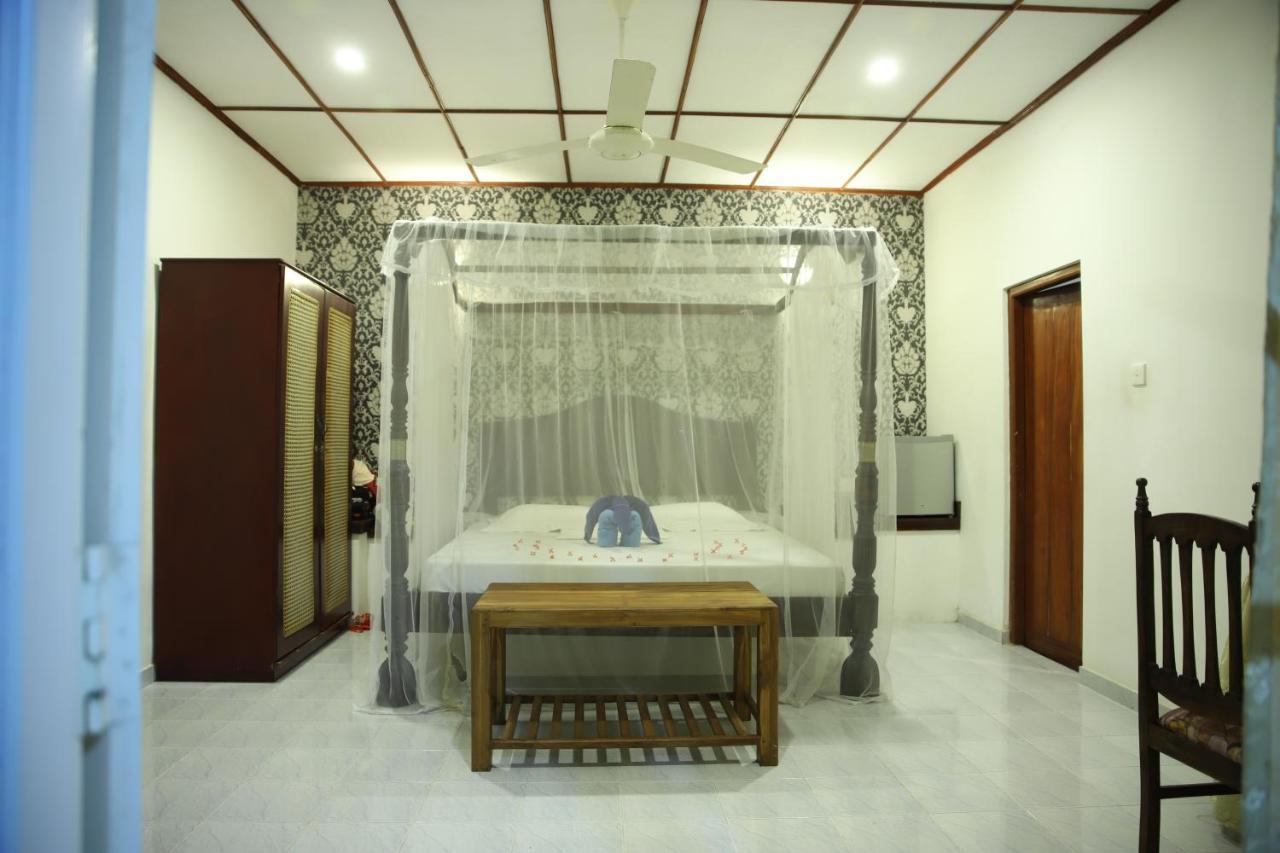 Bougain Villa Bentota Buitenkant foto