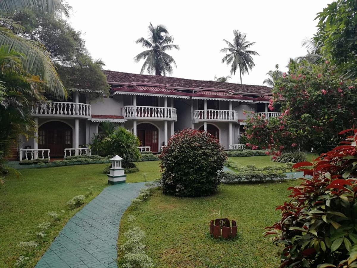 Bougain Villa Bentota Buitenkant foto