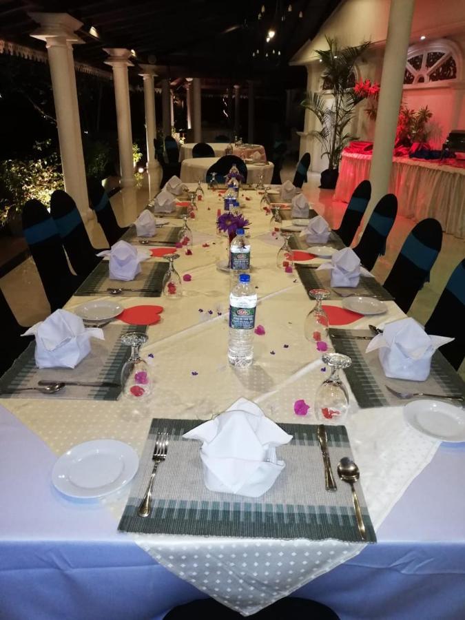 Bougain Villa Bentota Buitenkant foto